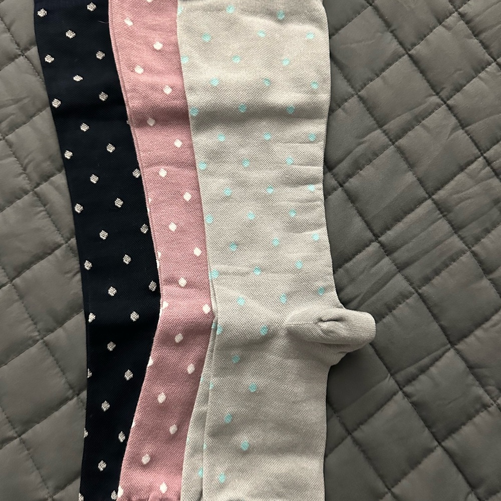 NEW- XL Compression socks - Picture 2 of 3